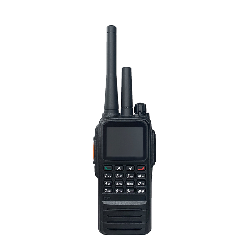 QYT QNH-530 وضع مزدوج 4G LTE تناظري VHF UHF بطاقة sim walkie talkie
